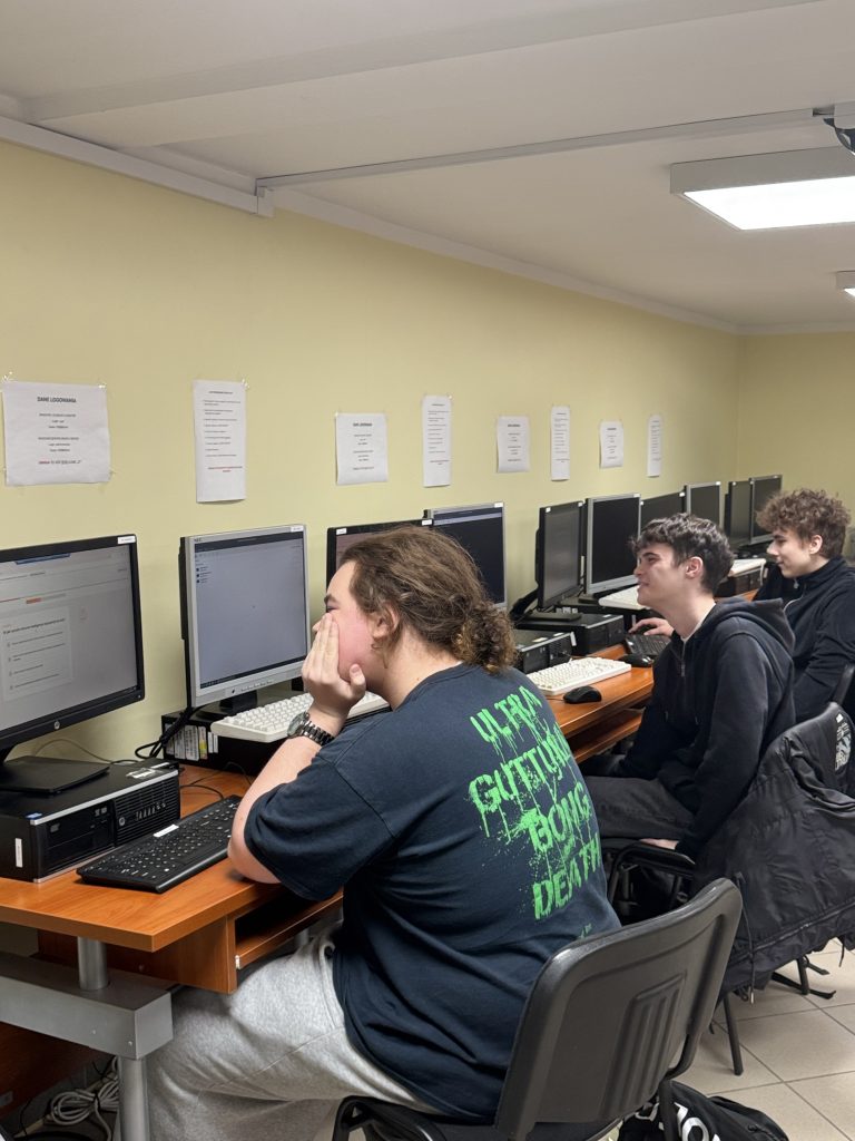 Ponad 115 uczniów Technikum Kreatywnego w Międzyszkolnym Turnieju Wiedzy!